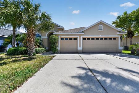 1833 MIRA LAGO CIRCLE