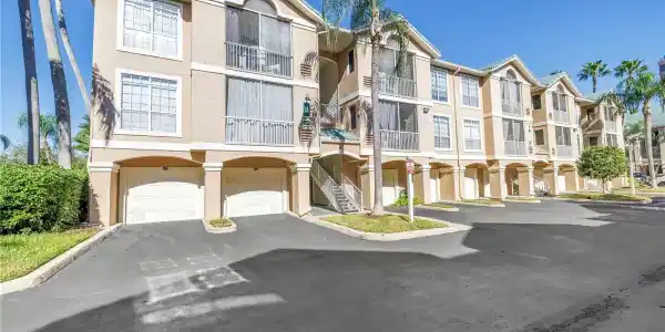 4206 BAY CLUB CIRCLE