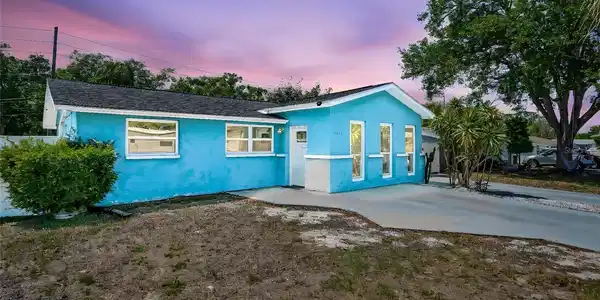 1714 COPPERTREE DRIVE