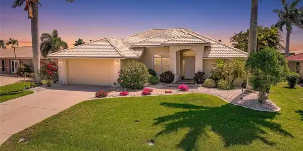 1122 MINEO DRIVE