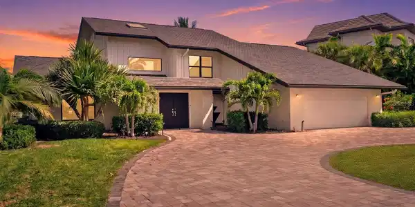 847 FREELING DRIVE