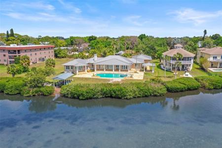 1721 GULF ROAD