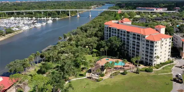 146 PALM COAST RESORT BOULEVARD