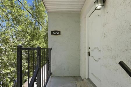 3801 N OAK DRIVE