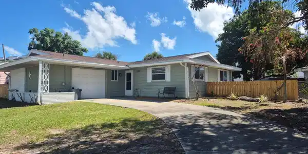 1107 CABLE LANE