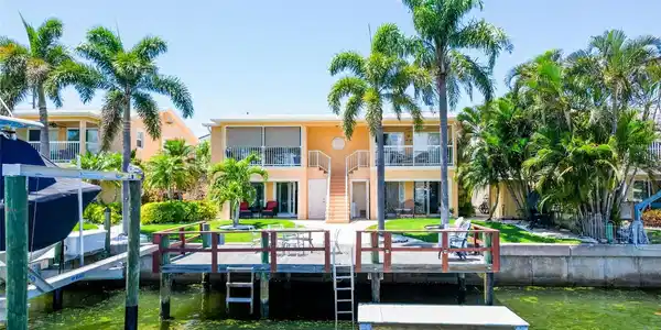 2687 WOODETTE DR