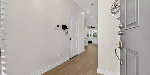 Image 4 Image 4