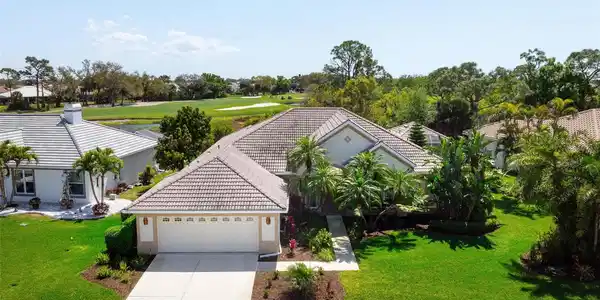 809 BLUE CRANE DRIVE