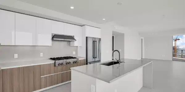 Image 4 Image 4