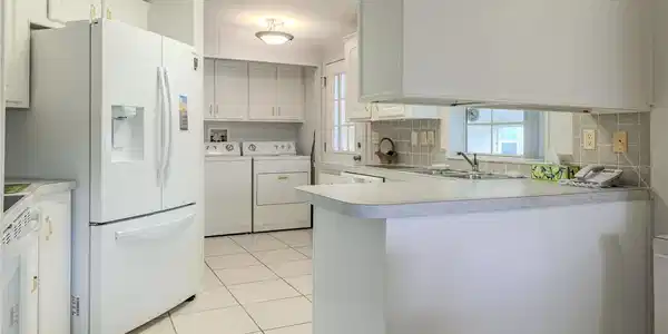Image 4 Image 4