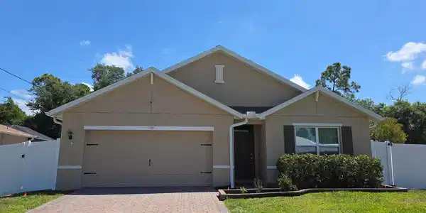 3702 LOOKOUT LANE