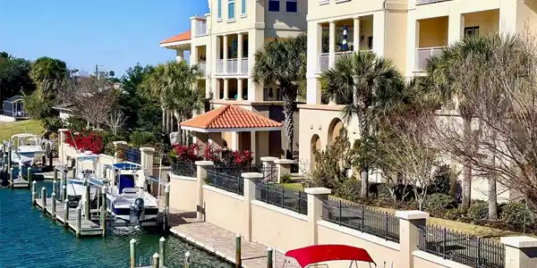 200 BELLA HARBOR COURT