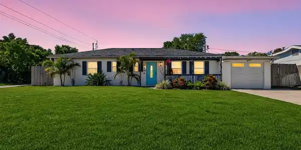 4100 W TYSON AVENUE