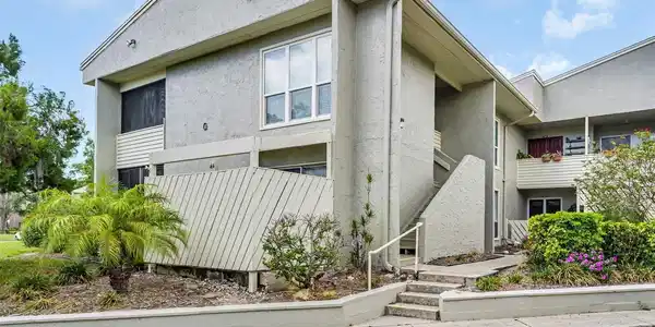608 WINDRUSH BAY DRIVE