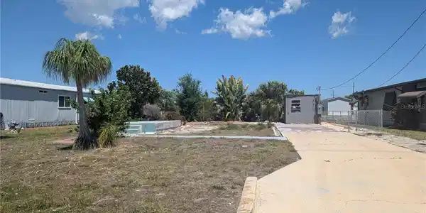 1273 KINGFISHER DRIVE