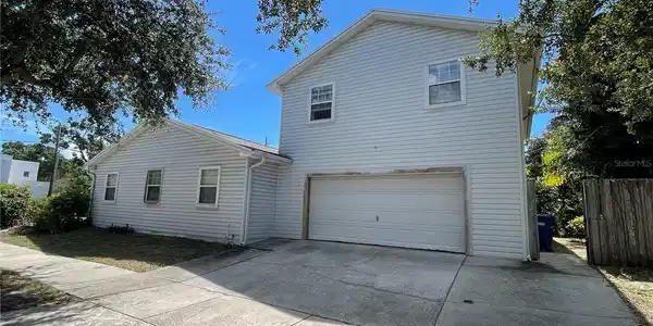 3102 W FOUNTAIN BOULEVARD