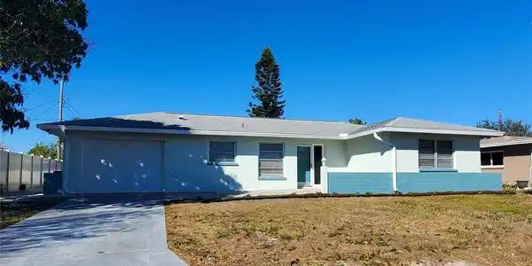 531 S NEPONSIT DRIVE