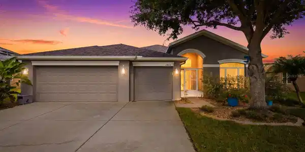 2423 TRIGGERFISH COURT