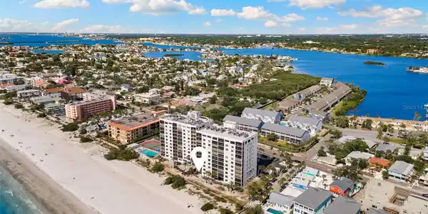 900 GULF BLVD