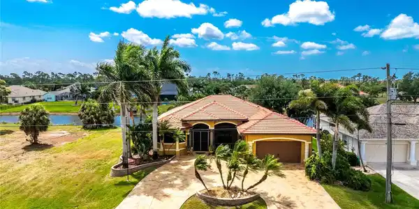 1141 ROTONDA CIRCLE