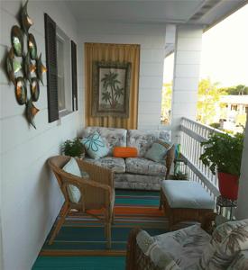 1633 LEISURE DRIVE