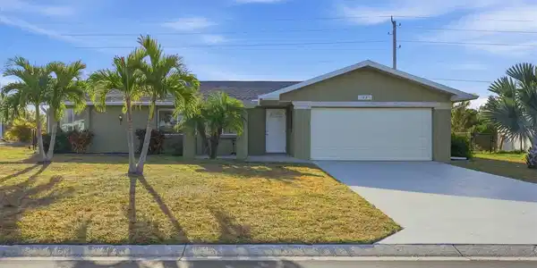 33 ANNAPOLIS LANE