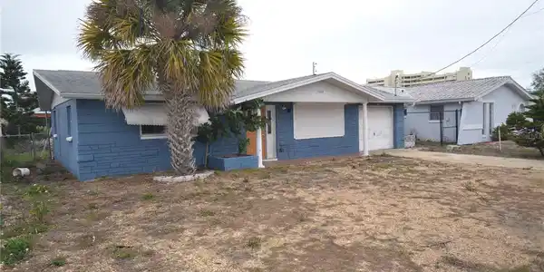 13635 VERONICA DRIVE