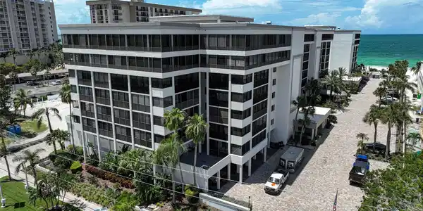 1100 BENJAMIN FRANKLIN DRIVE