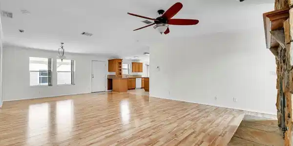 Image 4 Image 4
