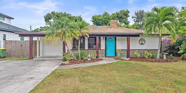 2313 LOMA LINDA STREET