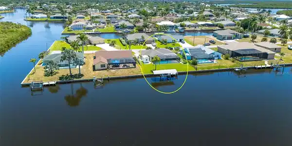 4195 SURFSIDE COURT