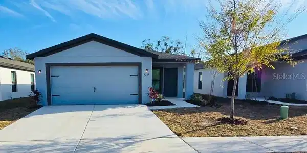 5761 HELMSMAN COURT