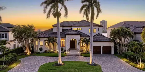 344 W ROYAL FLAMINGO DRIVE