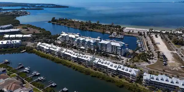 547 BAHIA BEACH BOULEVARD