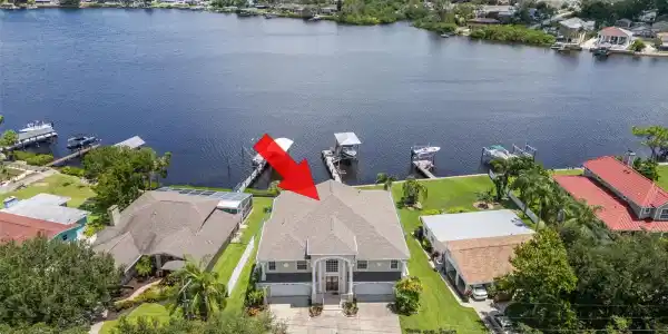 636 BAYSHORE DRIVE