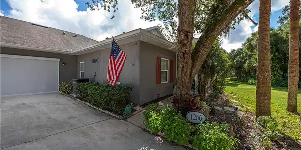 1256 GREEN OAK TRAIL