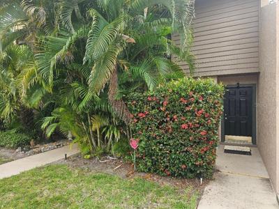 956 SUNRIDGE DRIVE