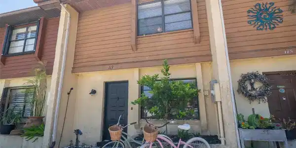 117 HARBOR DRIVE