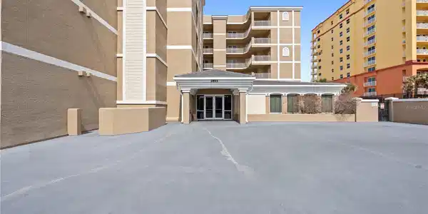 Image 4 Image 4