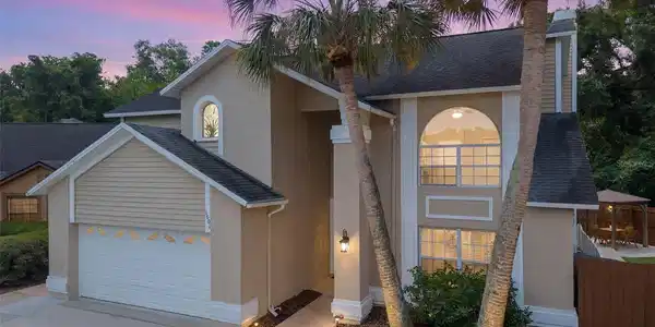1802 WOOD STOCK CIRCLE