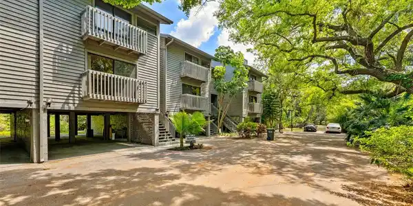 2055 ARBOR DRIVE