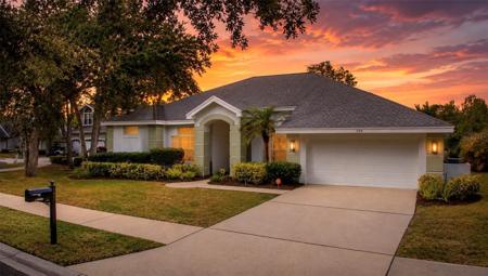 204 WATER VIEW COURT