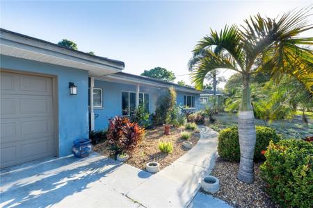 33 SOUTHWIND DRIVE