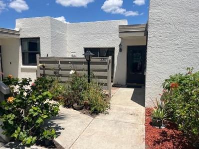 220 LAKEWOOD DRIVE