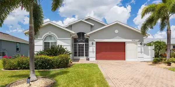 8648 LAKE FRONT COURT