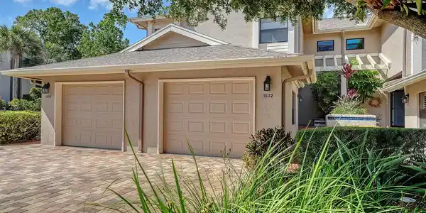 1632 STARLING DRIVE