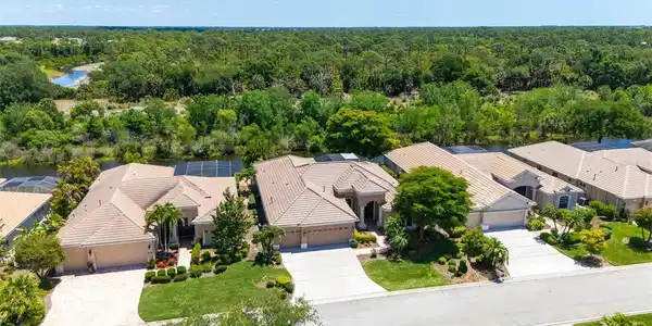 664 CRANE PRAIRIE WAY