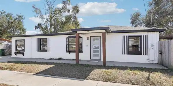 4432 W MCCOY STREET