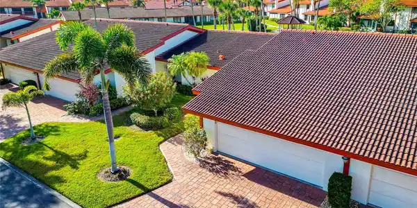 707 SORRENTO INLET