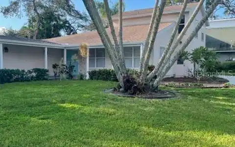 1804 BAYWOOD DRIVE